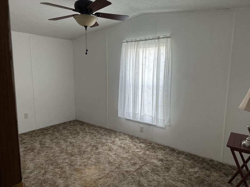 #263 Fox Pointe Drive Fox Pointe Mobile Home for Sale in Delaware