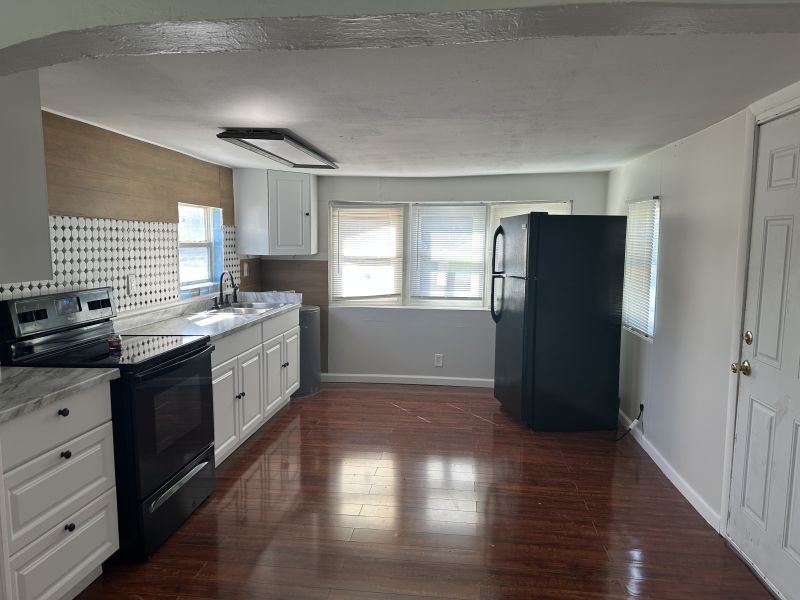 #13 Weeping Willow  Willow tree Mobile Home for Sale in Delaware