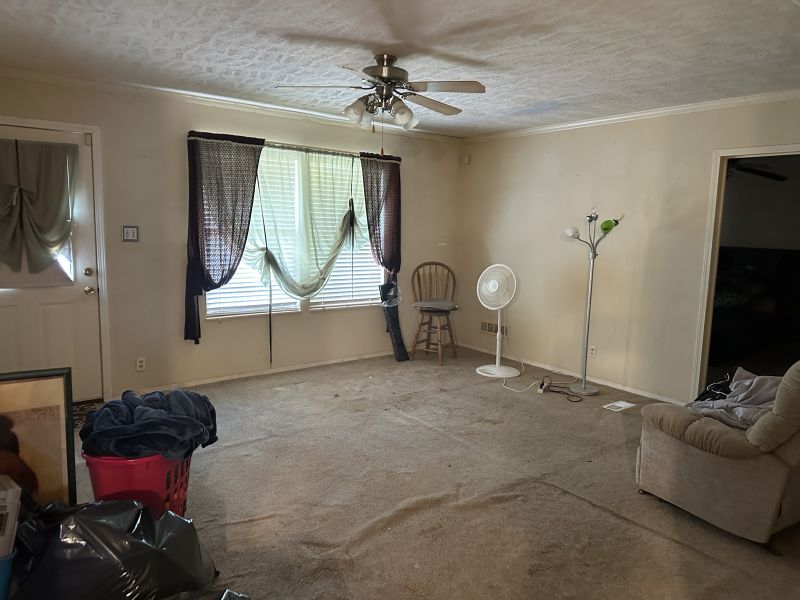 #100 Day Flower court Fox Pointe Mobile Home for Sale in Delaware
