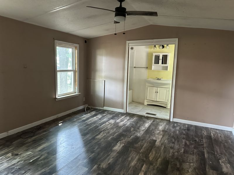 #329 Norway drive Pinewood Acres Mobile Home for Sale in Delaware