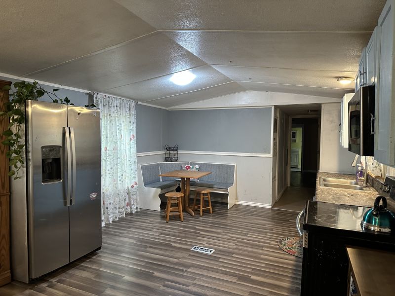 #329 Norway drive Pinewood Acres Mobile Home for Sale in Delaware