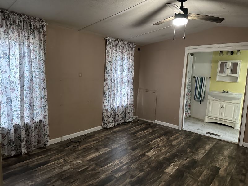 #329 Norway drive Pinewood Acres Mobile Home for Sale in Delaware