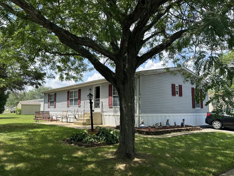 #94 Skyline Locust drive Ridgewood Manor  Mobile Home for Sale in Delaware