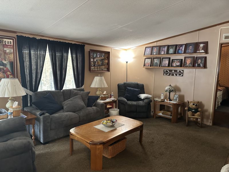 #94 Skyline Locust drive Ridgewood Manor  Mobile Home for Sale in Delaware