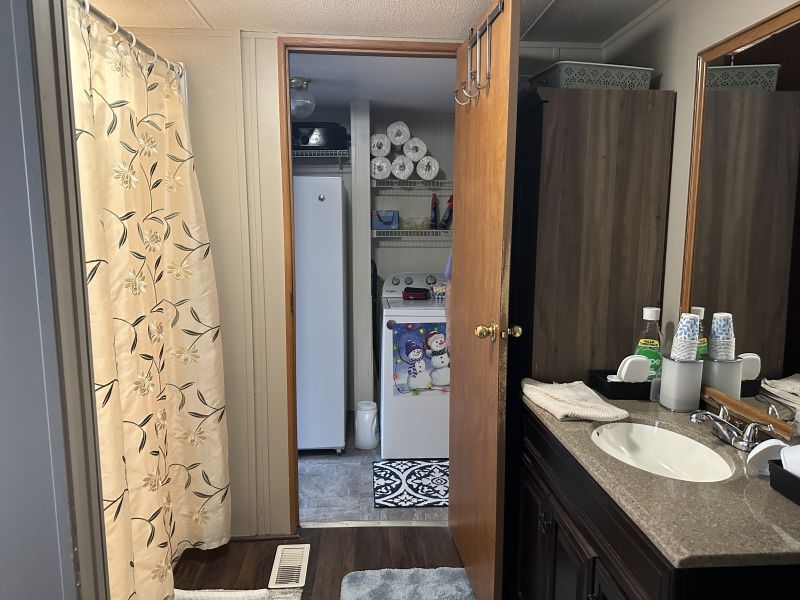 #94 Skyline Locust drive Ridgewood Manor  Mobile Home for Sale in Delaware
