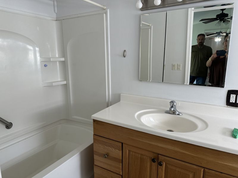 #69 Elmwood Drive  Ridgewood manor  Mobile Home for Sale in Delaware