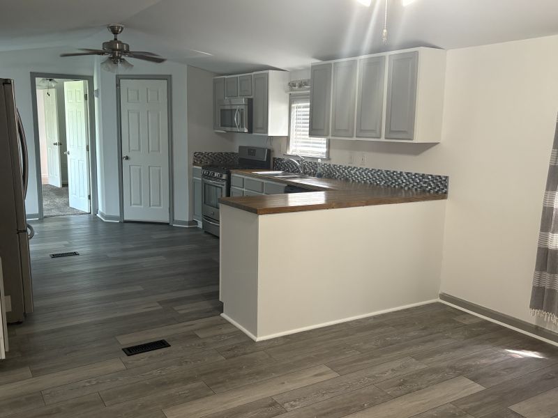#69 Elmwood Drive  Ridgewood manor  Mobile Home for Sale in Delaware