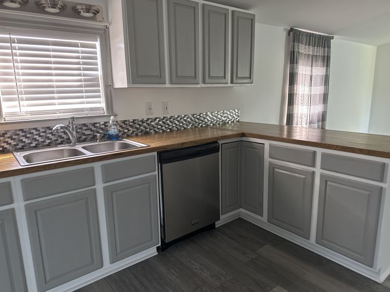 #69 Elmwood Drive  Ridgewood manor  Mobile Home for Sale in Delaware