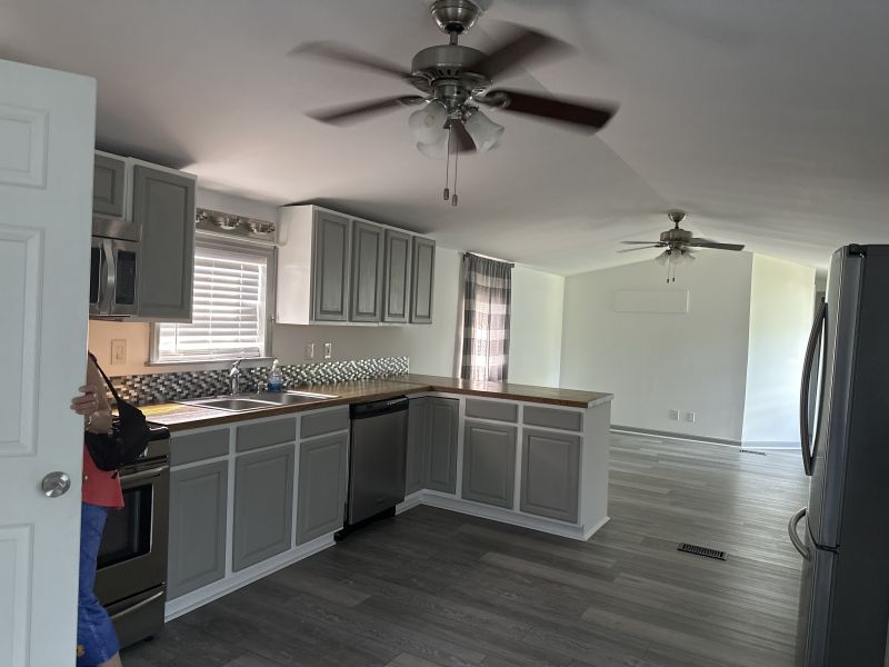 #69 Elmwood Drive  Ridgewood manor  Mobile Home for Sale in Delaware