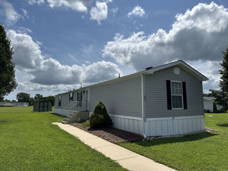#263 Fox Pointe Drive Fox Pointe Mobile Home for Sale in Delaware