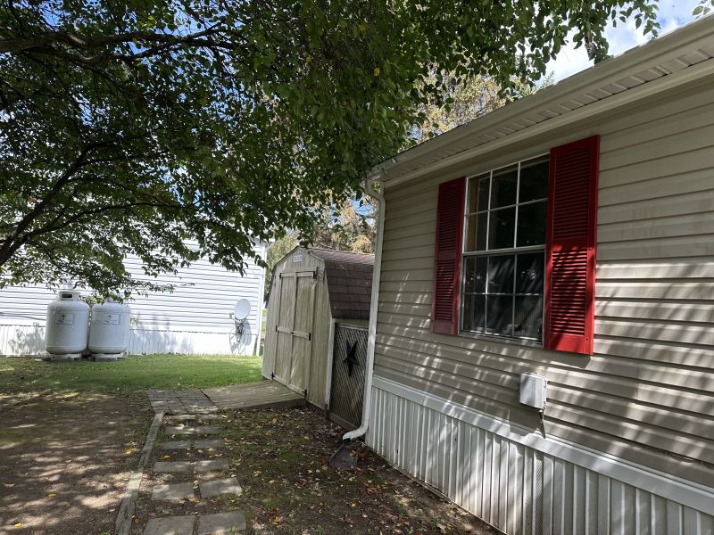 #7 Angola court Clayton Courts  Mobile Home for Sale in Delaware