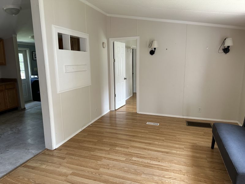 #7 Angola court Clayton Courts  Mobile Home for Sale in Delaware