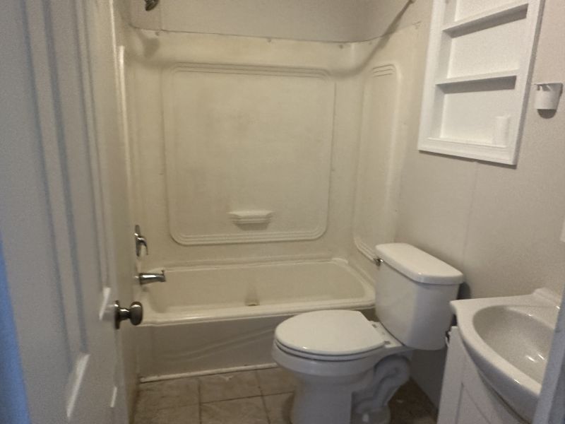 #7 Angola court Clayton Courts  Mobile Home for Sale in Delaware