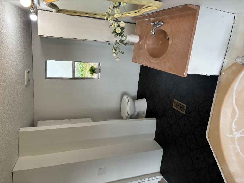 #8B Nascar Lane Granada MHP Mobile Home for Sale in Delaware