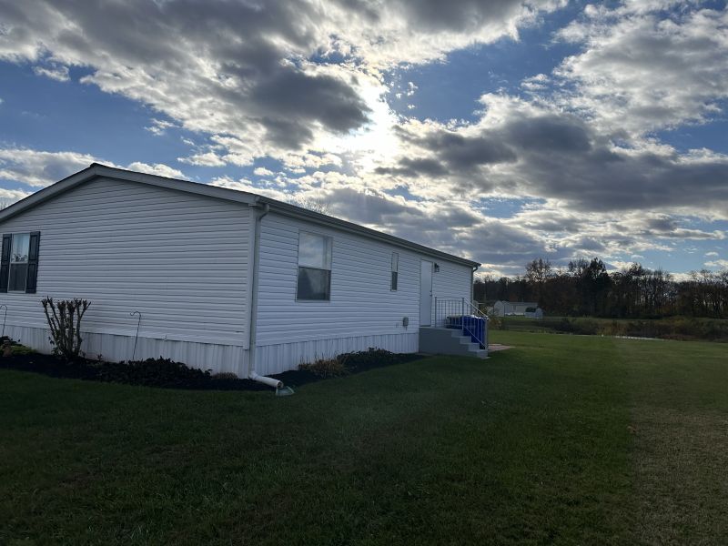 #122 Fox Pointe Drive  Fox Pointe Mobile Home for Sale in Delaware