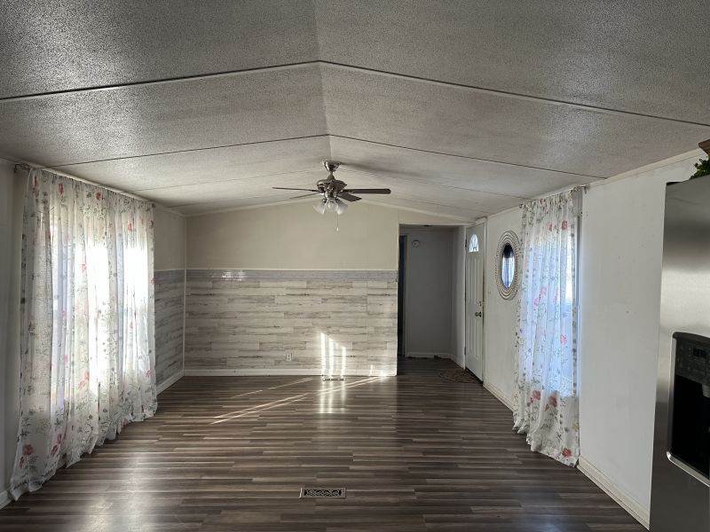 #329 Norway drive Pinewood acres Mobile Home for Sale in Delaware