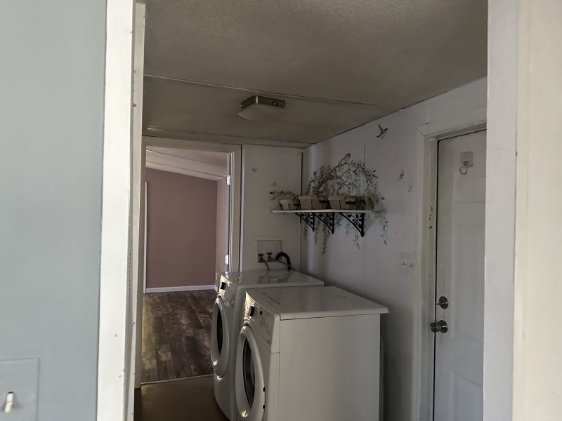 #329 Norway drive Pinewood acres Mobile Home for Sale in Delaware