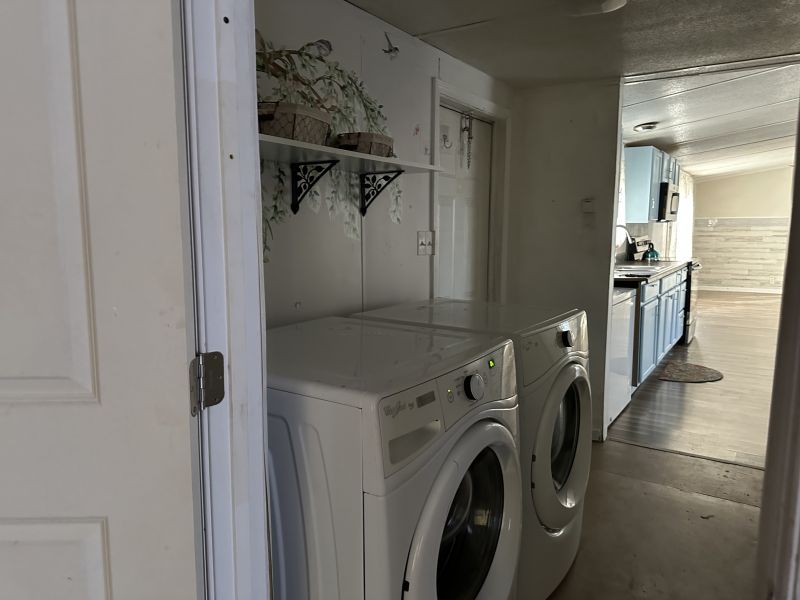 #329 Norway drive Pinewood acres Mobile Home for Sale in Delaware