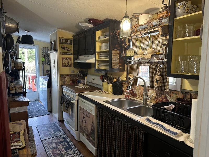 #195 Fox Pointe drive  Fox Pointe Village  Mobile Home for Sale in Delaware