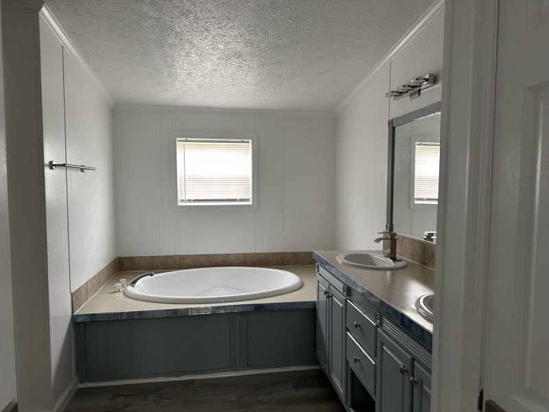 #201 Monorch circle Dover East Mobile Home for Sale in Delaware