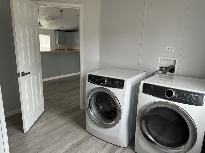 #201 Monorch circle Dover East Mobile Home for Sale in Delaware