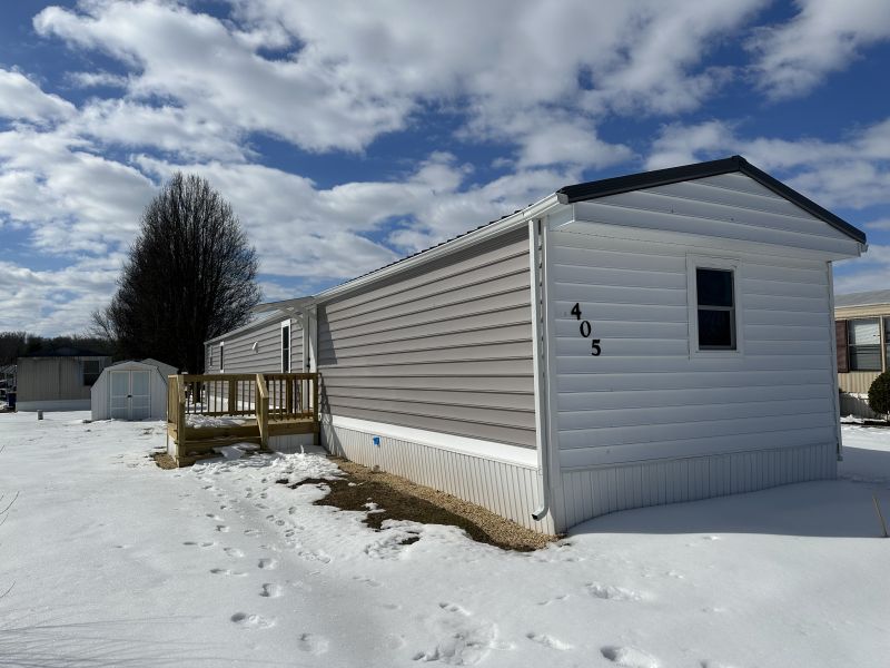 #405 Balsam drive Pinewood Acres  Mobile Home for Sale in Delaware