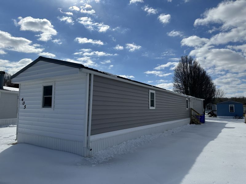 #405 Balsam drive Pinewood Acres  Mobile Home for Sale in Delaware