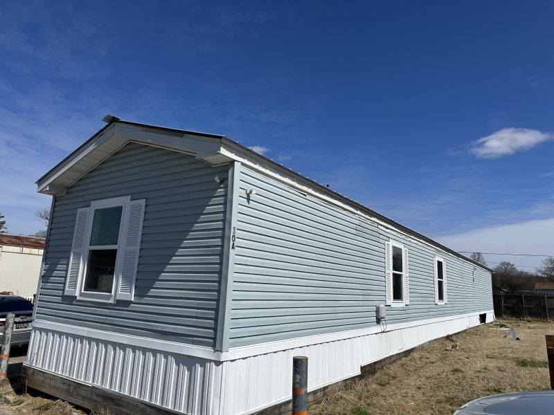 #10A Nascar lane Granada  Mobile Home for Sale in Delaware