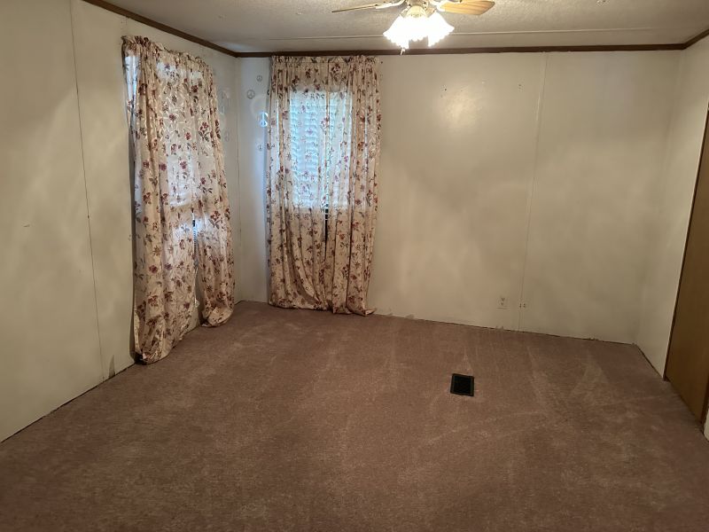 #393 Balsam drive  Pinewood Acres Mobile Home for Sale in Delaware