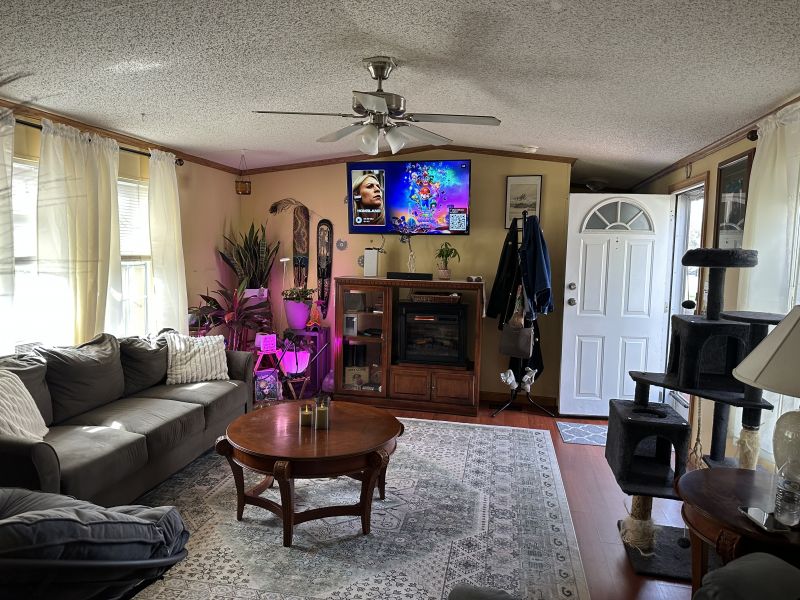 #153 Hemlock way Holly Hill Estates Mobile Home for Sale in Delaware