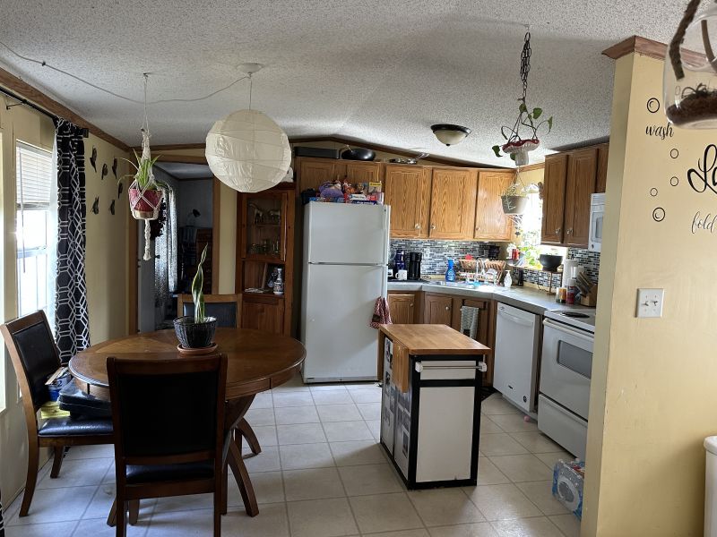 #153 Hemlock way Holly Hill Estates Mobile Home for Sale in Delaware