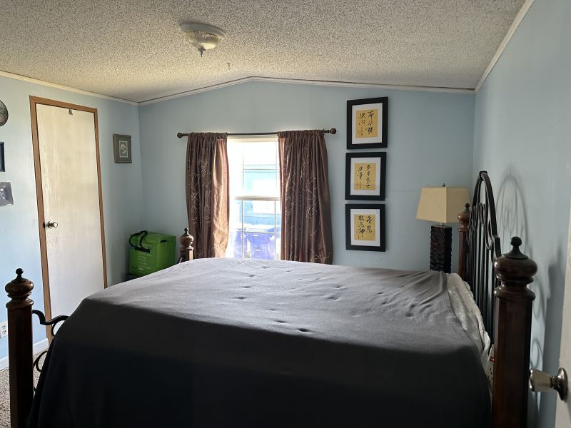 #153 Hemlock way Holly Hill Estates Mobile Home for Sale in Delaware