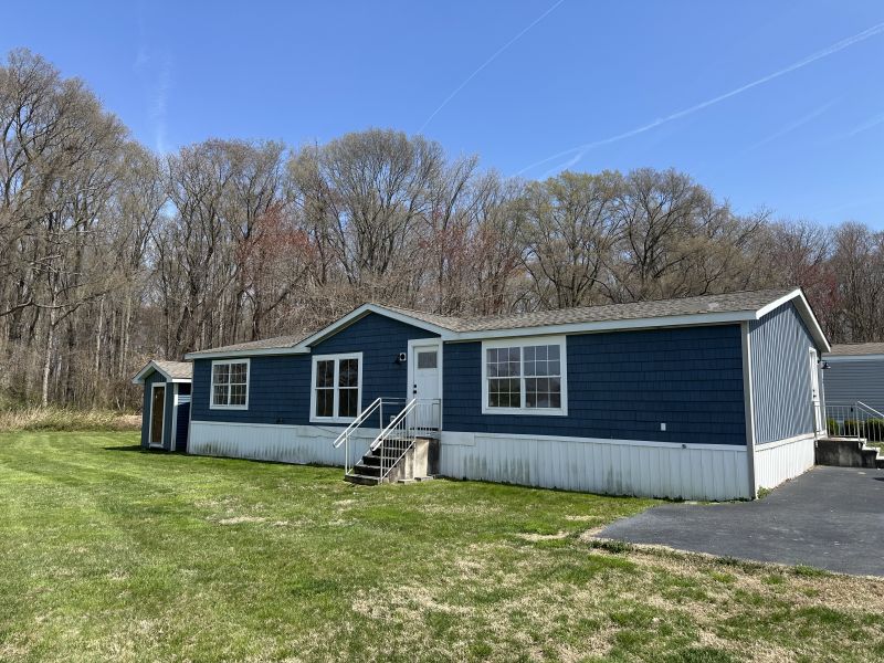 #8 Cactus Bend Willow Tree Mobile Home for Sale in Delaware