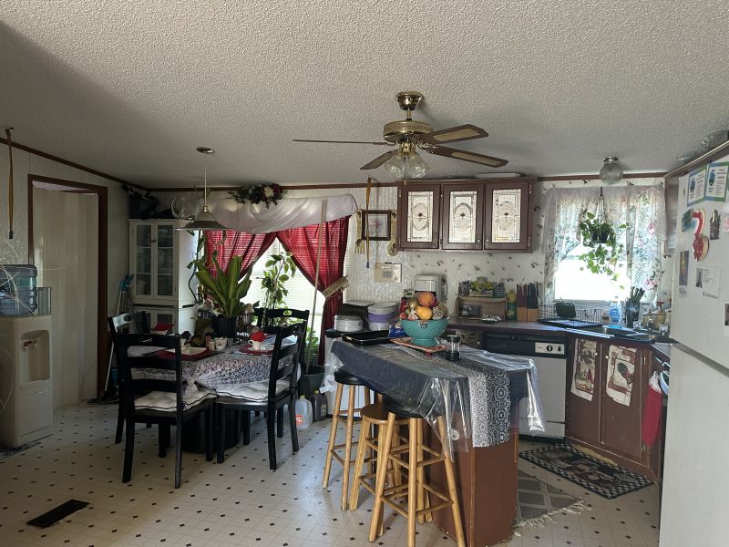 #87 Pinewood Acres drive Pinewood Acres Mobile Home for Sale in Delaware