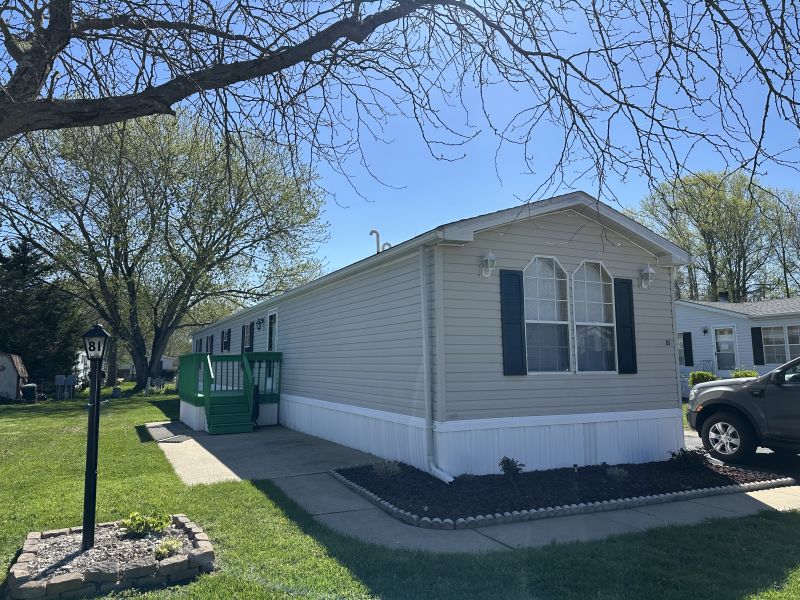 #81 Elmwood Drive  Ridgewood manor  Mobile Home for Sale in Delaware