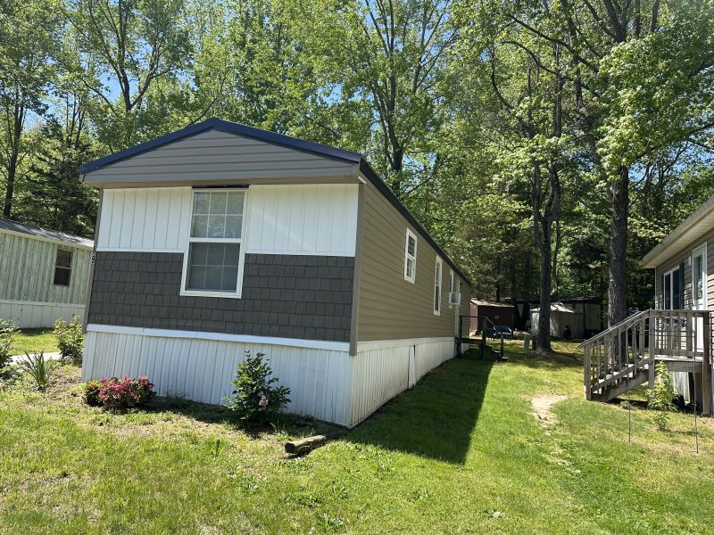 #89 Holly Hill Drive Holly Hills Mobile Home for Sale in Delaware