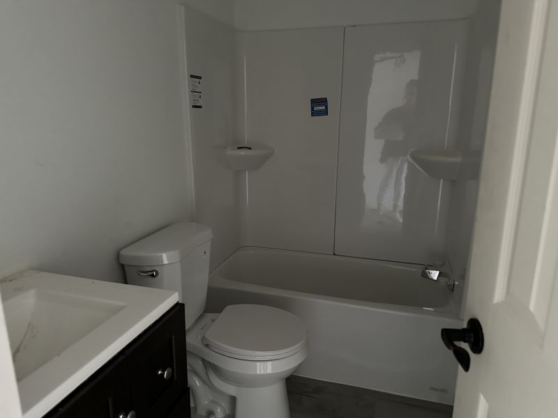 #6B Nascar lane Granada  Mobile Home for Sale in Delaware