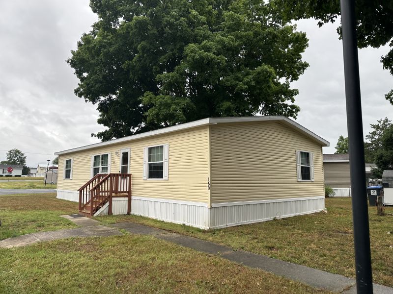 #160 Maple Dr. High Point mobile home park Mobile Home for Sale in Delaware