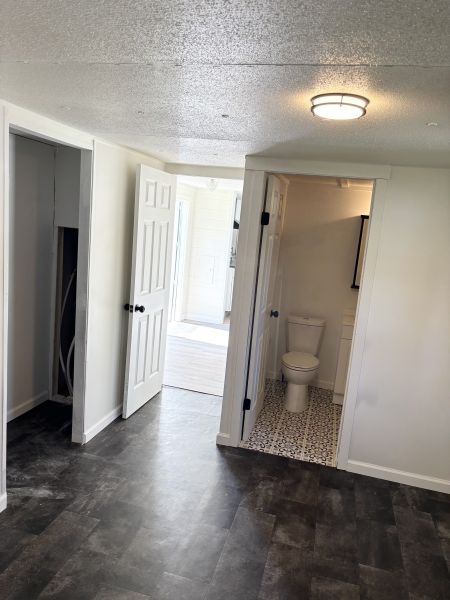 #16 A Nascar lane Magnolia De Granada MHP Mobile Home for Sale in Delaware