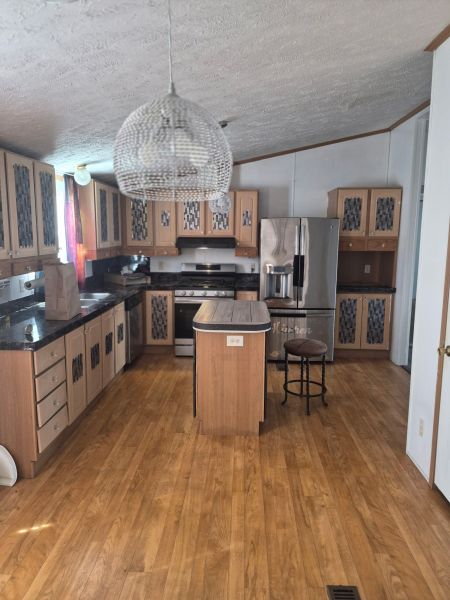 #23 Humpsman drive Dover Fox Pointe Village Mobile Home for Sale in Delaware
