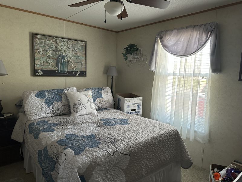 #30 Iris court  Fox Pointe Village Mobile Home for Sale in Delaware